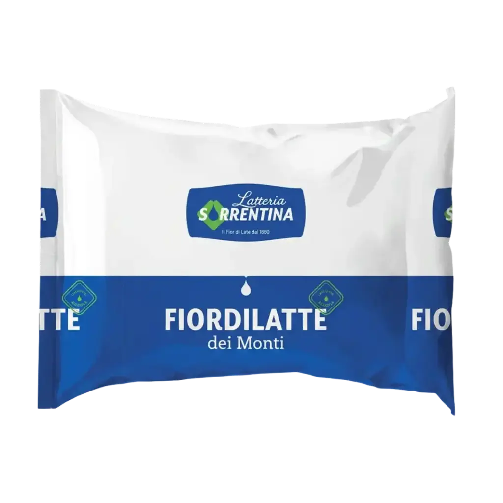 Fior di Latte Dei Monti Corte Napoli de Latteria Sorrentina, mozzarella italiana en porciones, formato de 3 kg.