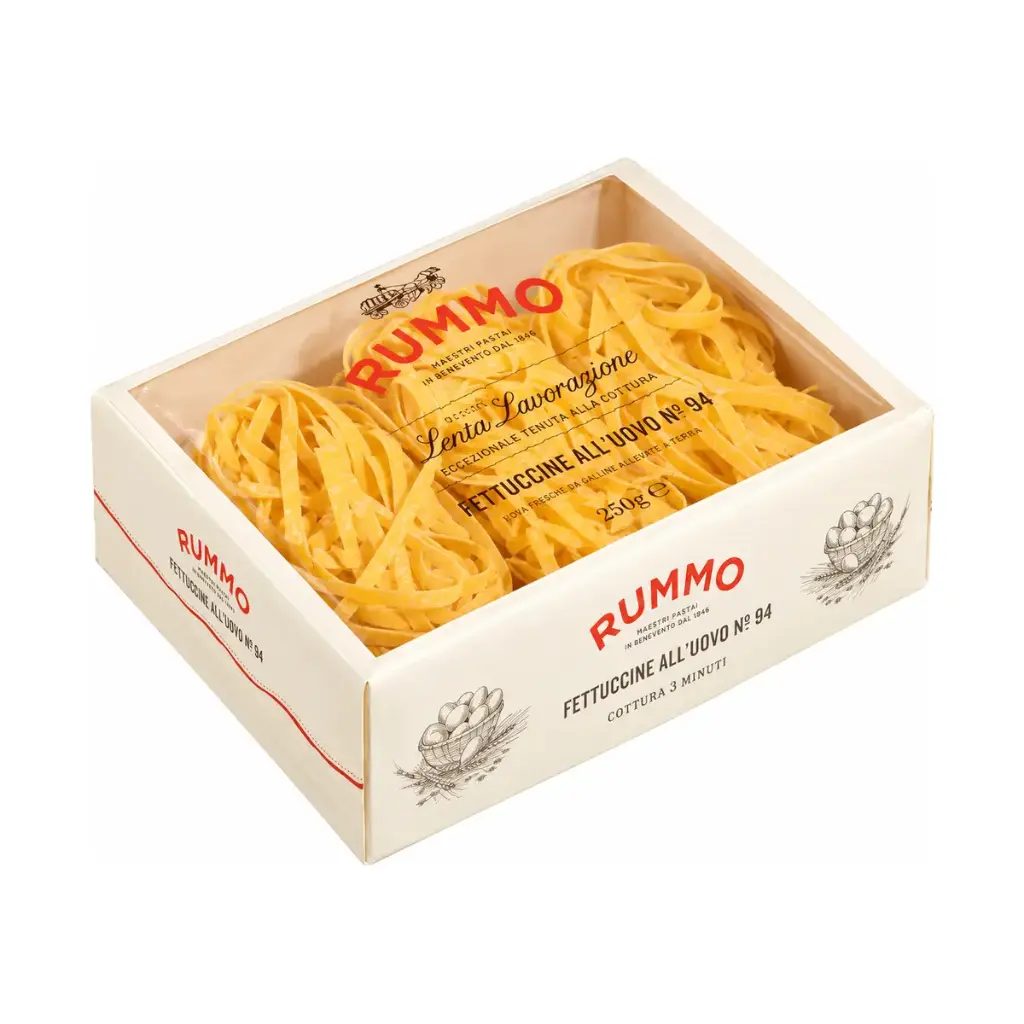 Queso Stracchino Frescolat Freschissimo en formato de aproximadamente 1 kg.